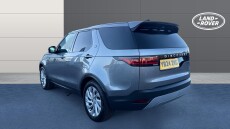 Land Rover Discovery 3.0 D300 S 5dr Auto Diesel Station Wagon